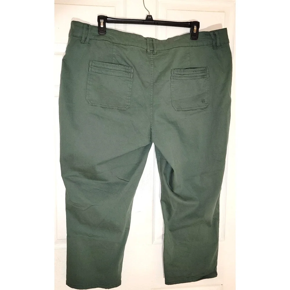 Susan Graver Straight Leg Jeans Green Women Size 26WP‎ Cropped Casual Pants